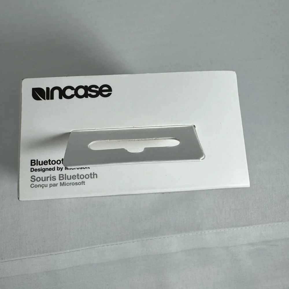 Incase Bluetooth Mouse - Black